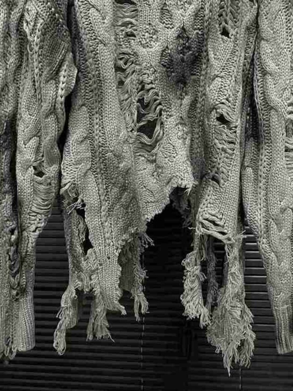 Grey Ripped Cable Knit - Picture 3 of 4